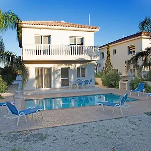 Hara Nissi Beach Villas Вилла